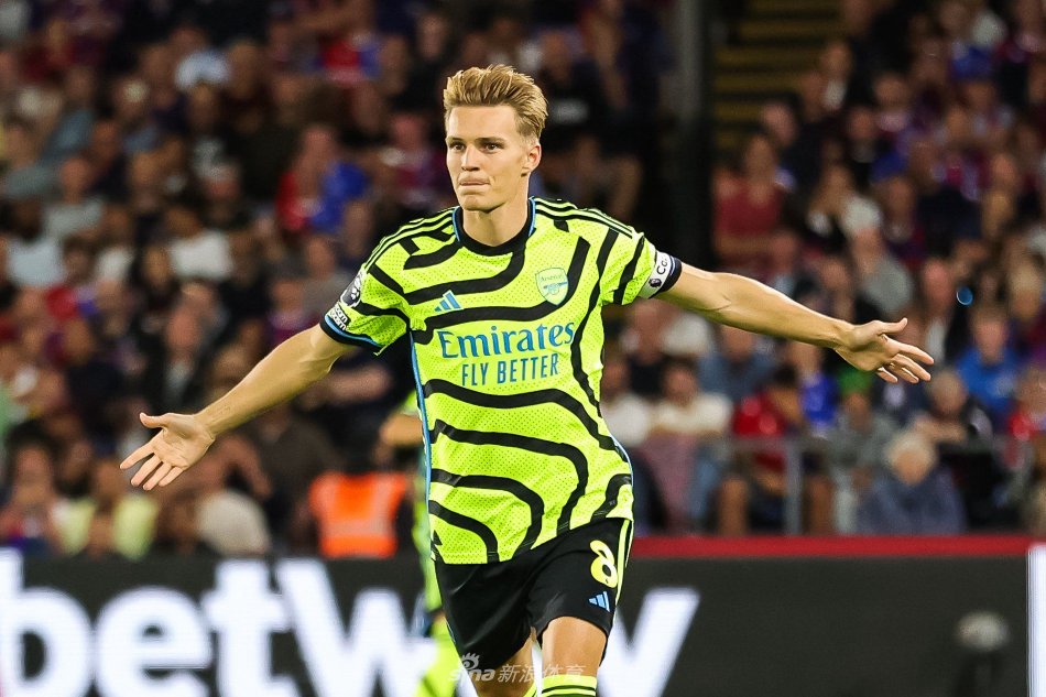 亚并非今日 亚并非今日